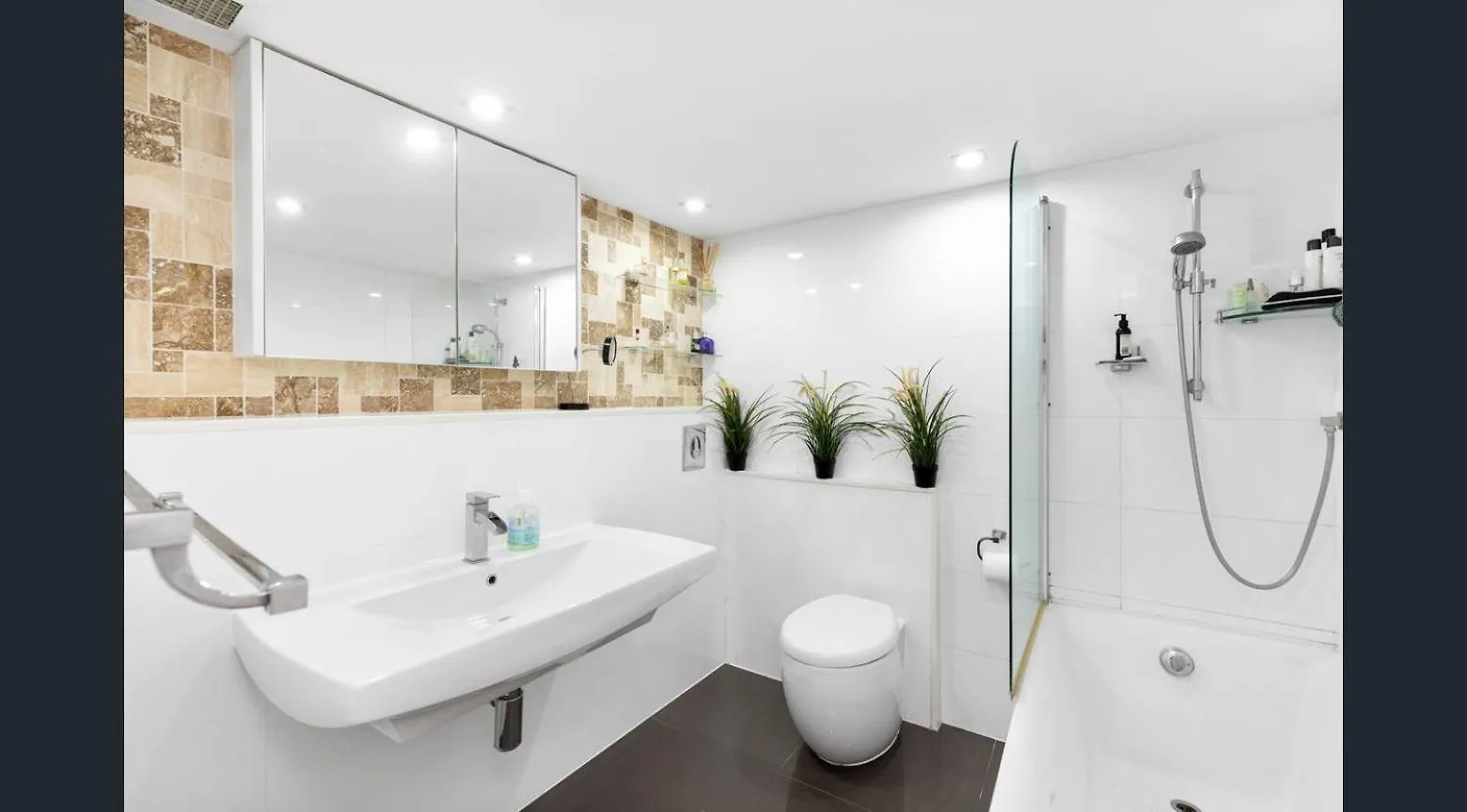 ****  Gemini Resort Caloundra Australia
